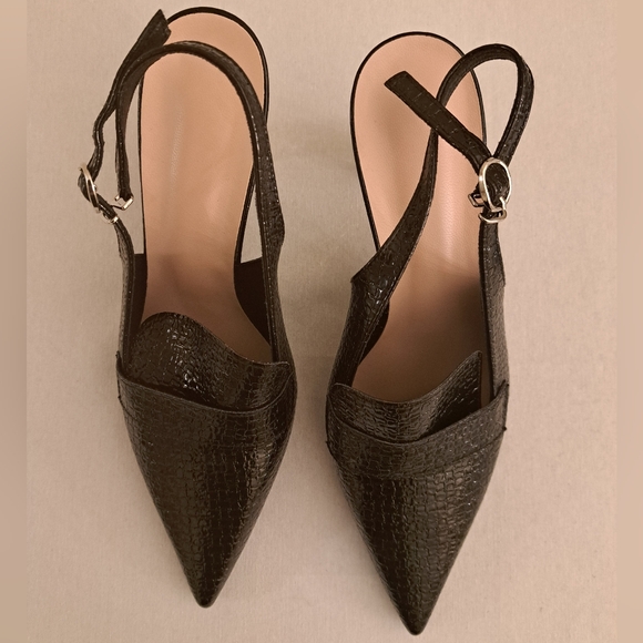 NEW Black Faux Patent Leather Embossed W/Gold & Acrylic Heels, Sz 41 (US 10) - Picture 10 of 16